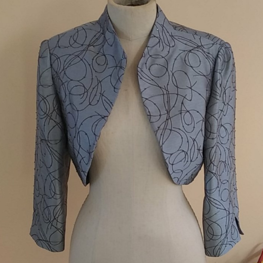 Eliza J Crop Jacket.